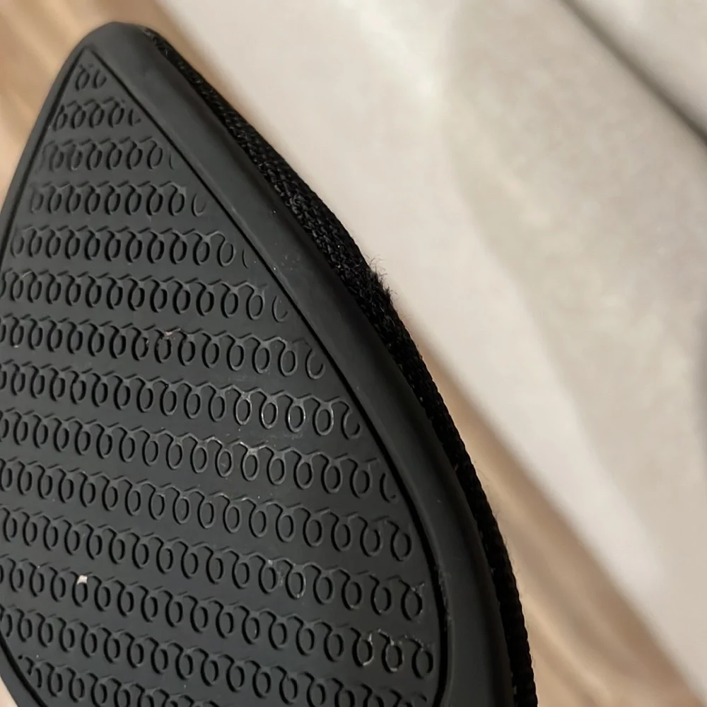 Black Rothy Point Size 9.5 - Picture 8 of 10